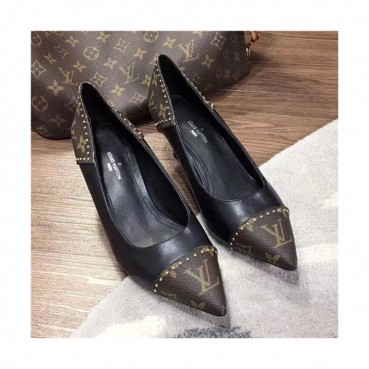 Louis Vuitton 2021 Women's Leather High Heel - 루이비통 2021 여성용 레더 하이힐,Size(225