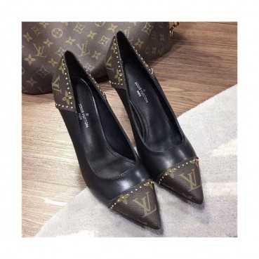 Louis Vuitton 2021 Women's Leather High Heel - 루이비통 2021 여성용 레더 하이힐,Size(225