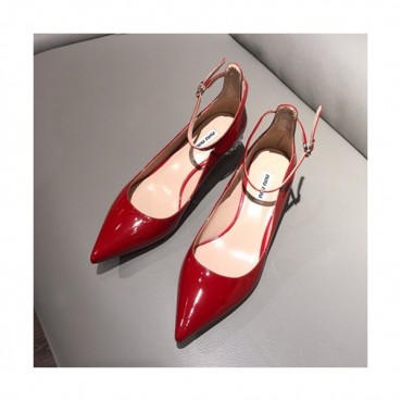 Miumiu 2019 Ladies Leather Middle-heel Slingback