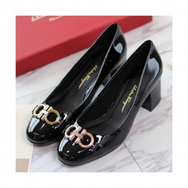 Ferragamo 2019 Womens Gancini Two-tone Metal Logo Middle