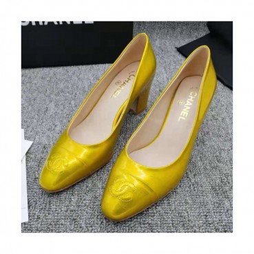 Chanel 2019 Women's Coco Leather Middle-heel Leather Pumps 