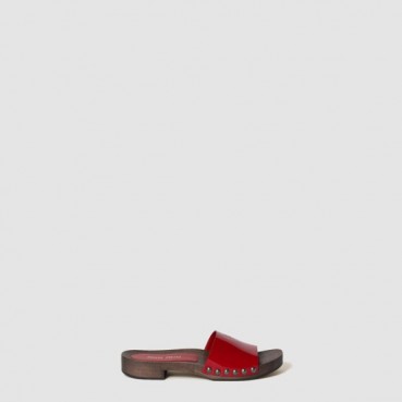 미우미우 여성 페이턴트 가죽 클로그 - Miu Miu Womens Patent Leather Clogs 