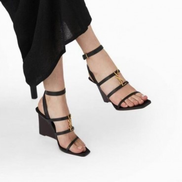 입생로랑 여성 카산드라 웨지 - Saint Laurent Womens Smooth Leather Cassandra Wedge 