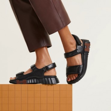 에르메스 남/녀 일렉트릭 느와르 샌들 - Hermes Unisex Classic Sandal 