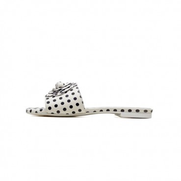 샤넬 여성 까멜리아 화이트 뮬 - Chanel Womens White Slippers 
