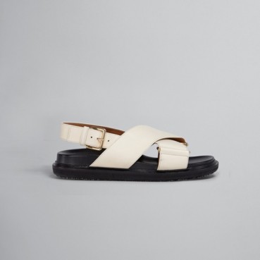 마르니 여성 화이트 가죽 크리스크로스 샌들【매장100만원대】 - Marni Womens Black Sandals 