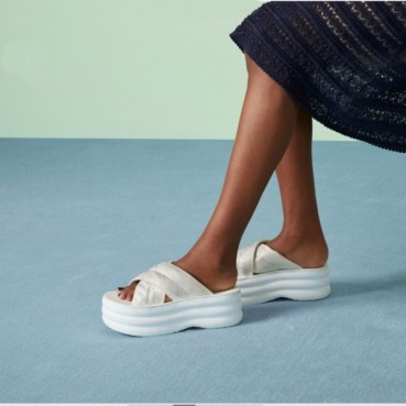 구찌 여성 화이트 슬리퍼 - Gucci Womens White Slippers 