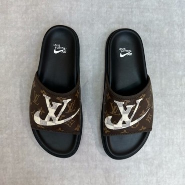 루이비통 남성 브라운 슬리퍼 - Louis vuitton Mens Brown Slippers 