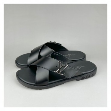 루이비통 남성 이니셜 블랙 슬리퍼 - Mens Black Slippers 