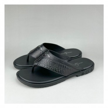 루이비통 남성 이니셜 블랙 슬리퍼 - Mens Black Slippers 