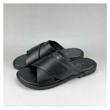 루이비통 남성 이니셜 블랙 슬리퍼 - Mens Black Slippers 