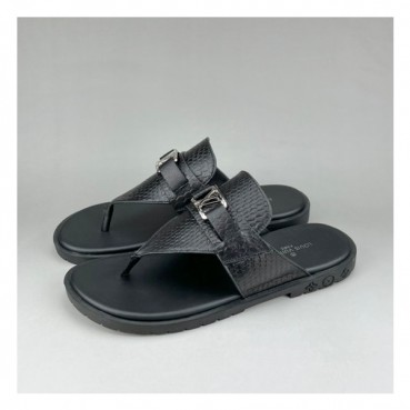 루이비통 남성 이니셜 블랙 슬리퍼 - Mens Black Slippers 