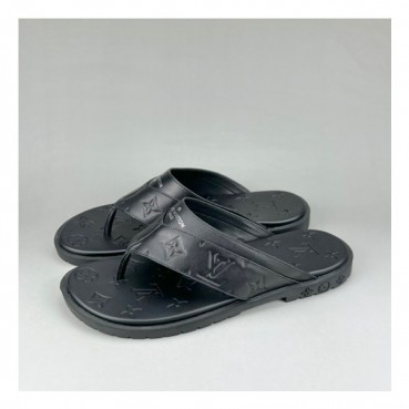 루이비통 남성 이니셜 블랙 슬리퍼 - Mens Black Slippers 