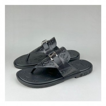 루이비통 남성 이니셜 블랙 슬리퍼 - Mens Black Slippers 