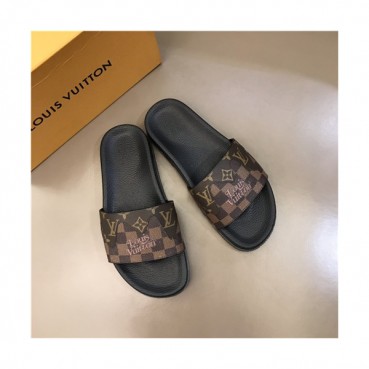 Louis Vuitton 2021 Men's Leather Slipper,LOUS2031 - 루이비통 2021 남성용 레더 슬리퍼,Size(240