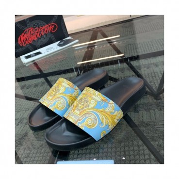 Versace  2020 Mens Leather Slipper  - 베르사체 2020 남성용 레더 슬리퍼 VERS0462,Size(240 