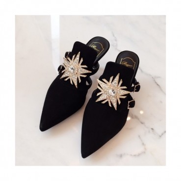 Roger Vivier 2019 Ladies Leather Middle-heel Slipper 