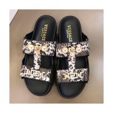 Versace 2019 Mens Medusa Metal Logo Leather Slipper - 베르사체 남성 메두사 메탈 로고 레더 슬리퍼 Ver0231x.Size(240 