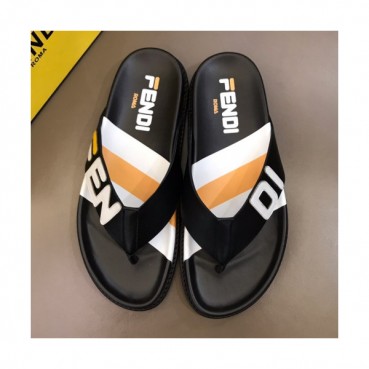 [트렌디]Fendi 2019 Mens Logo Leather Flip-flap 