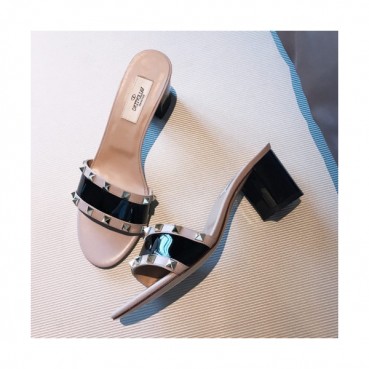 Valentino 2019 Womens Garavani RockStud Middle-heel Slipper 