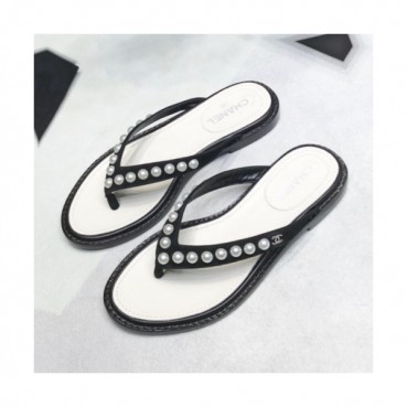Chanel 2019 Women's CC Logo Embellished Pearl Leather Slipper - 샤넬 여성 CC로고 진주 장식 레더 슬리퍼 Cnl0358x.Size(220 