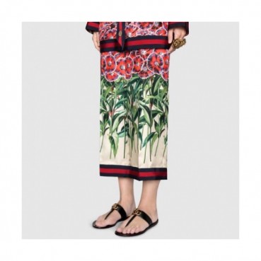 Gucci 2019 Women's Vintage GG Metal Logo Flip-flap 