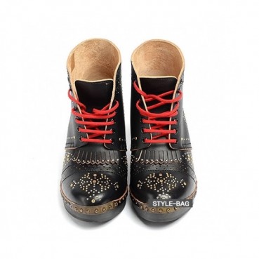 Burberry Ladies Stud Leather Ankle Boots  - 버버리 여성 스터드 레더 앵클부츠 