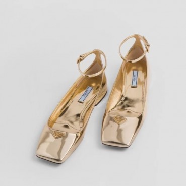 프라다 여성 로고 골드 플렛 - Prada Womens Gold Flats 