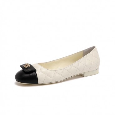 샤넬 여성 화이트 플랫 - Chanel Womens White Flat Shoes 