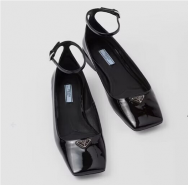 Prada 2022 Women's Leather Flat - 프라다 2022 여성용 레더 플렛,Size(225