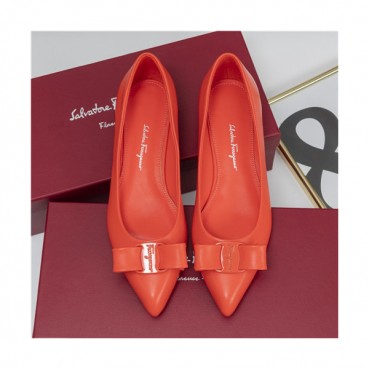 Salvatore Ferragamo 2021 Women's Leather Flat - 페라가모 2021 여성용 레더 플렛,Size(225