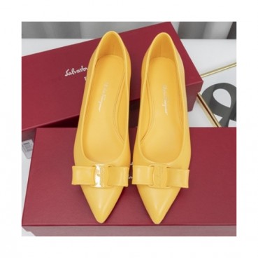 Salvatore Ferragamo 2021 Women's Leather Flat - 페라가모 2021 여성용 레더 플렛,Size(225