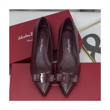 Salvatore Ferragamo 2021 Women's Leather Flat - 페라가모 2021 여성용 레더 플렛,Size(225