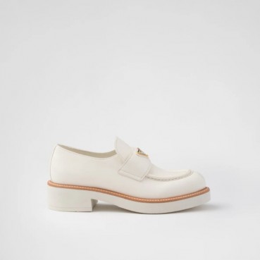 프라다 여성 화이트 로퍼 - Prada Womens White Loafer 