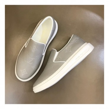 루이비통 남성 모던 그레이 로퍼 - Louis vuitton Mens Gray Loafer 