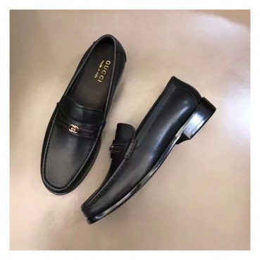 구찌 남성 로고 블랙 로퍼 - Mens Black Loafer 