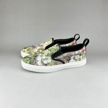 구찌 남성 모던 그린 로퍼 - Mens Green Loafer 