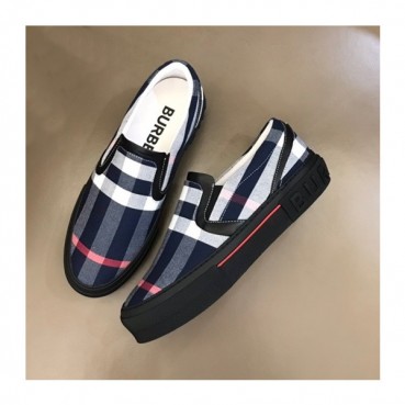 버버리 남성 빈티지 네이비 로퍼 - Mens Navy Loafer 