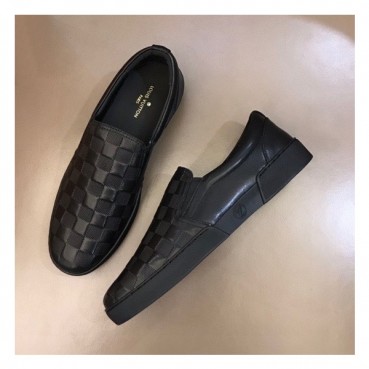 루이비통 남성 클래식 블랙 로퍼 - Mens Black Loafer 