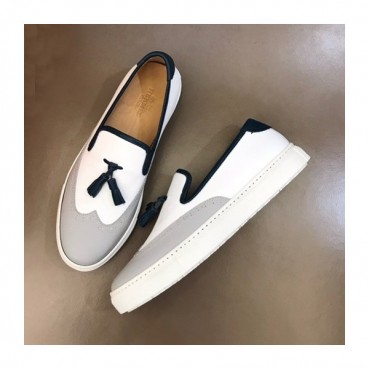 에르메스 남성 테슬 화이트 로퍼 - Mens White Loafer 