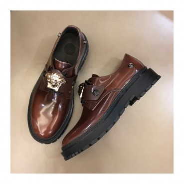 베르사체 남성 메두사 브라운 로퍼 - Mens Brown Loafer 