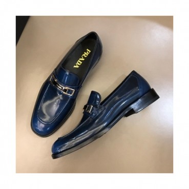 프라다  남성 레더 로퍼 Size(240 - 275) 블루 