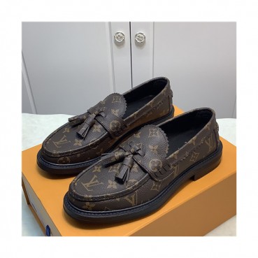 Louis Vuitton 2021 Men's Leather Loafer - 루이비통 2021 남성용 레더 로퍼,Size(240