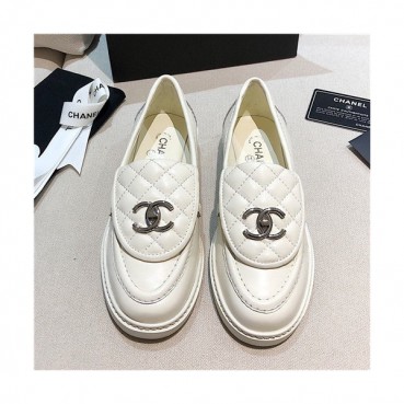 Chanel 2021 Women's Leather Loafer - 샤넬 2021 여성용 레더 로퍼,Size(225