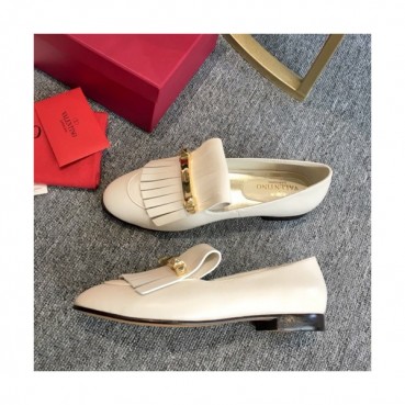 Valentino 2019 Ladies Tassel Metal Logo Loafer - 발렌티노 2019 여성용 태슬 메탈 로고 로퍼 VTS0029.Size(225 