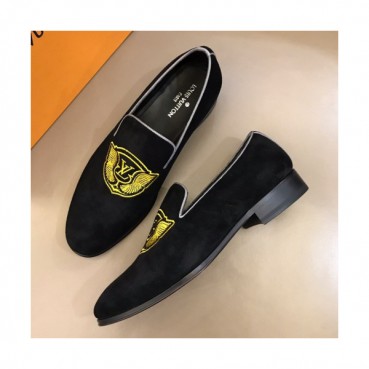 Louis Vuitton 2019 Mens Initial Logo Velvet Loafer  - 루이비통 남성 이니셜 로고 벨벳 로퍼 Lou01002x.Size(245 