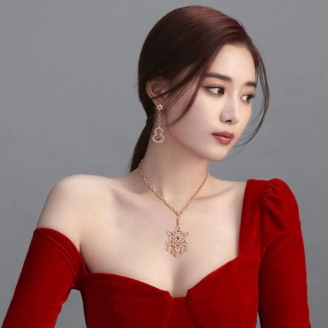 키린 여성 로즈 골드 목걸이 - Qeelin Womens Rose