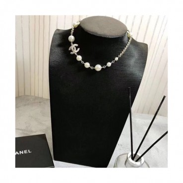 CHANEL Choker  18k White Gold  - 샤넬  여성용 목걸이 18K도금 화이트 골드