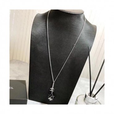 CHANEL Choker  18k White Gold  - 샤넬  여성용 목걸이 18K도금 화이트 골드