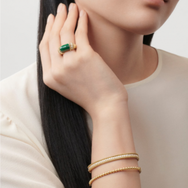 반클리프 아펠 여성 뻬를리 다이아몬드 브레이슬릿 - Van Cleef & Arpels Womens Perlée Diamond Bracelet 